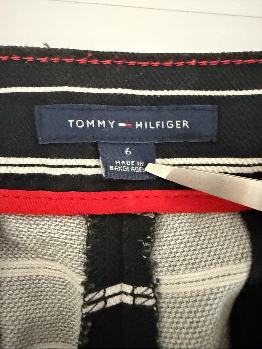TOMMY HILFIGER Black White Striped Nautical Sailor Shorts Preppy Coastal size 6 - Picture 8 of 13